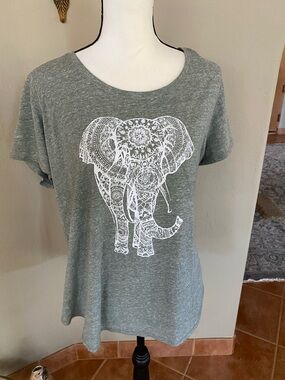 St. John's Bay Gray Tee with White Elephant Graphic